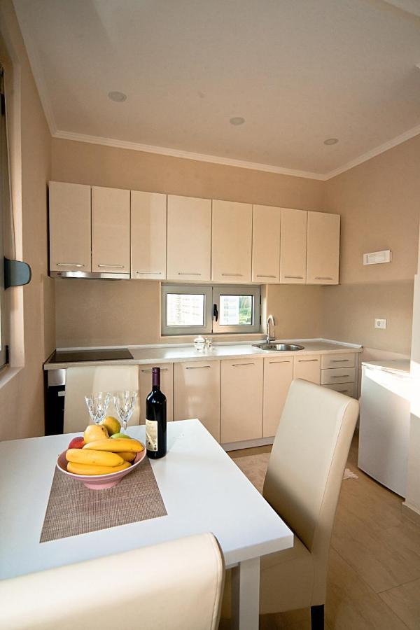 Apartments Jasmina Ulcinj Kültér fotó