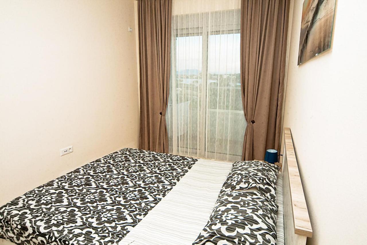 Apartments Jasmina Ulcinj Kültér fotó